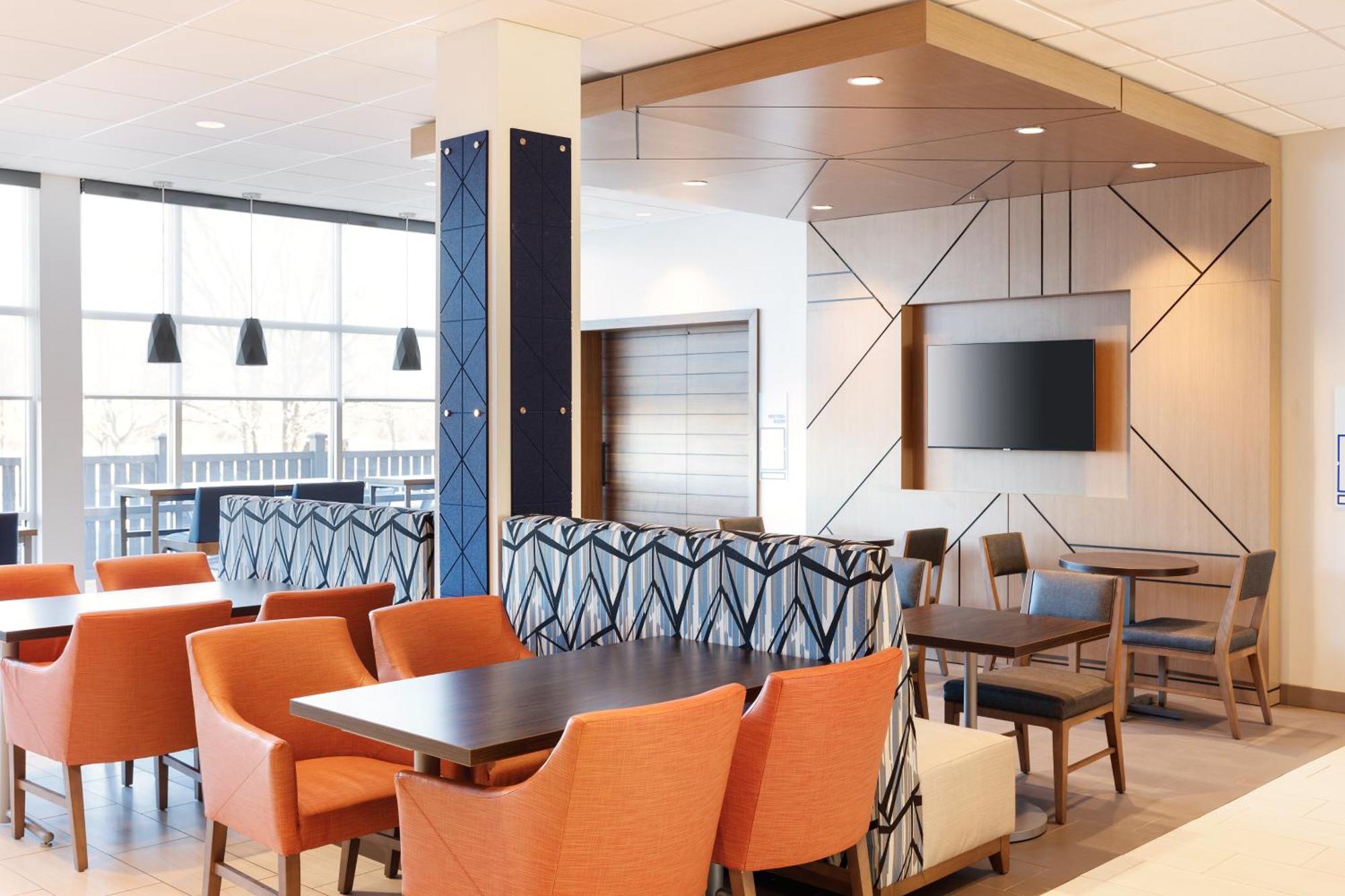 Holiday Inn Express & Suites Augusta W - Grovetown By Ihg Exterior photo